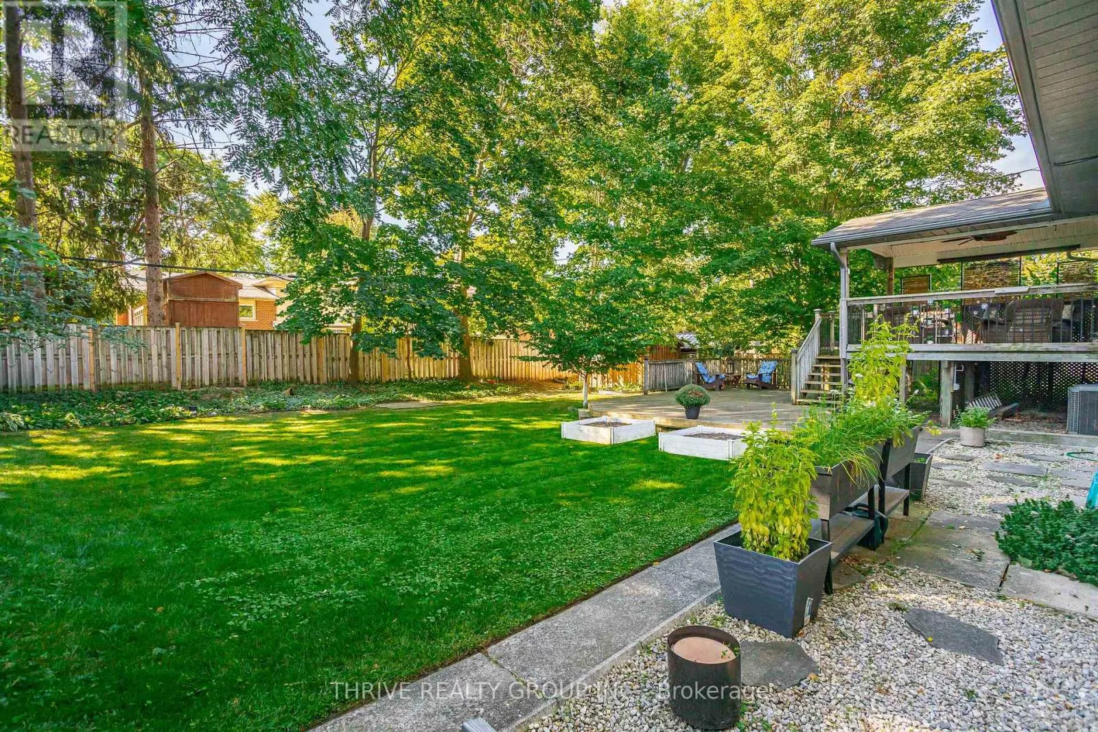 1284 WAYNE ROAD