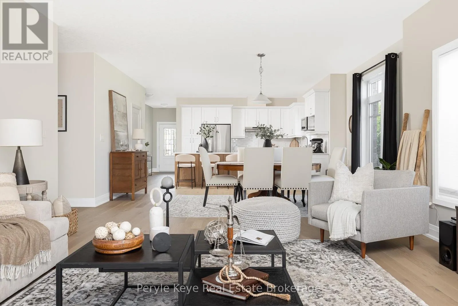 14 CHARLES MORLEY BOULEVARD
