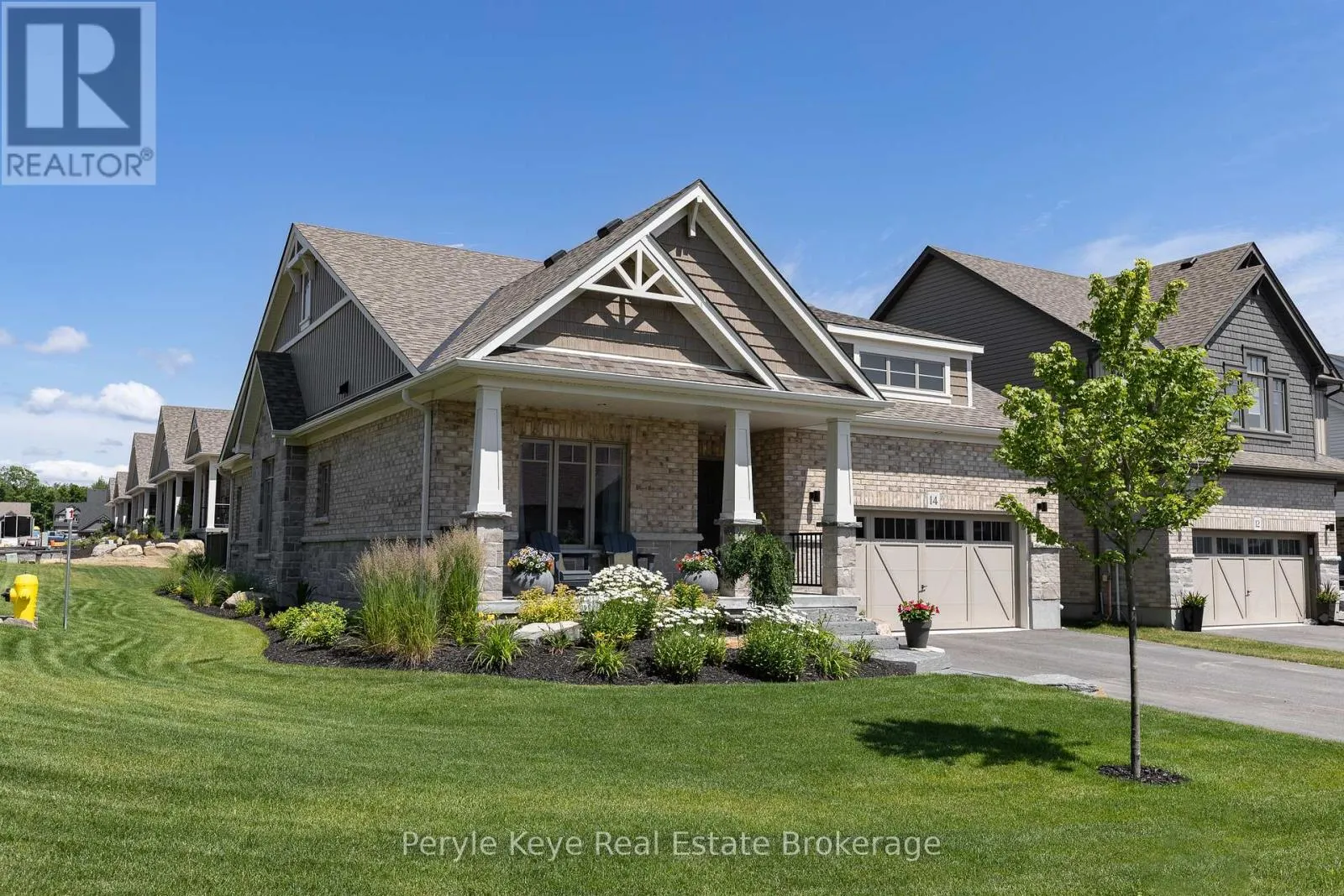 14 CHARLES MORLEY BOULEVARD