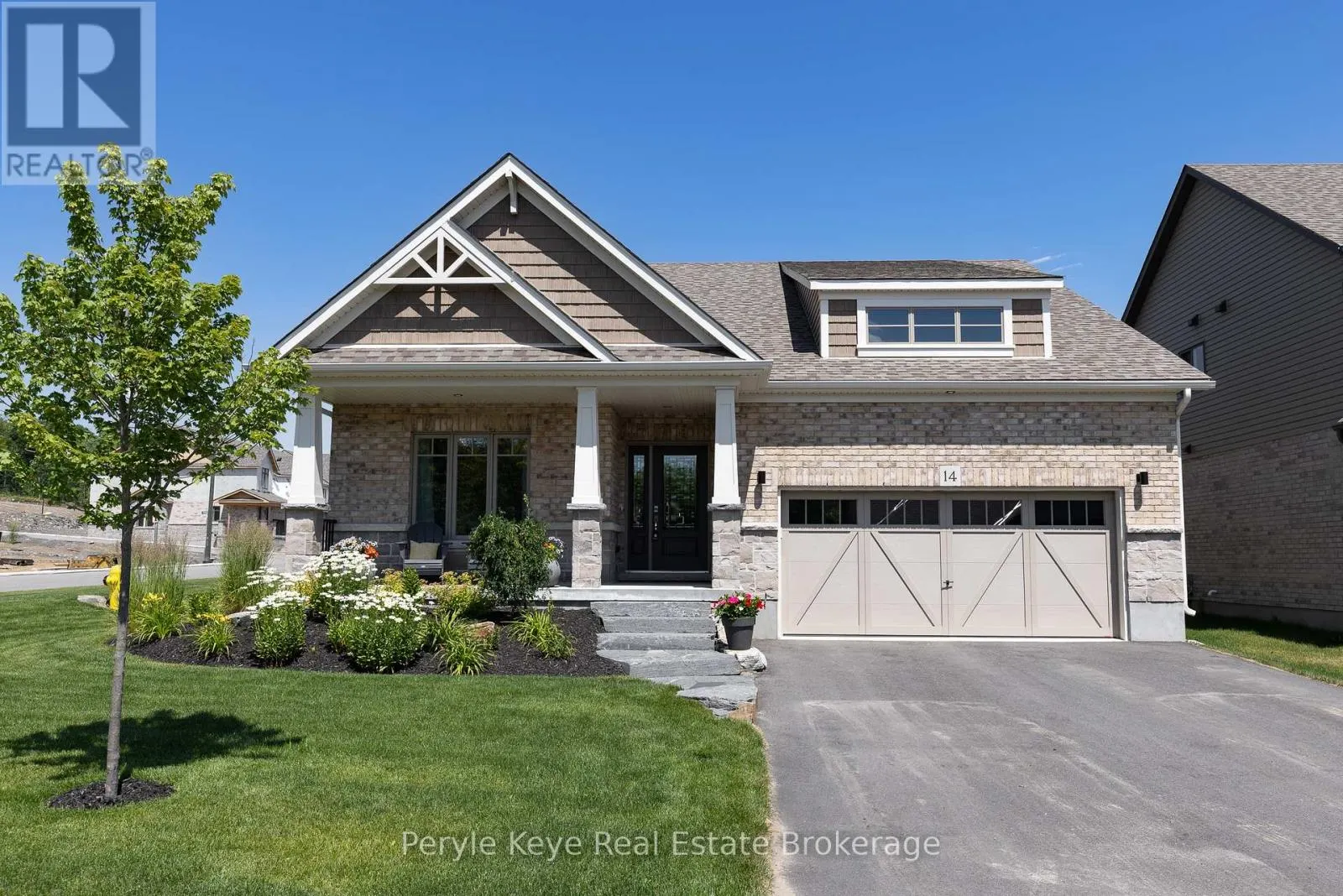 14 CHARLES MORLEY BOULEVARD