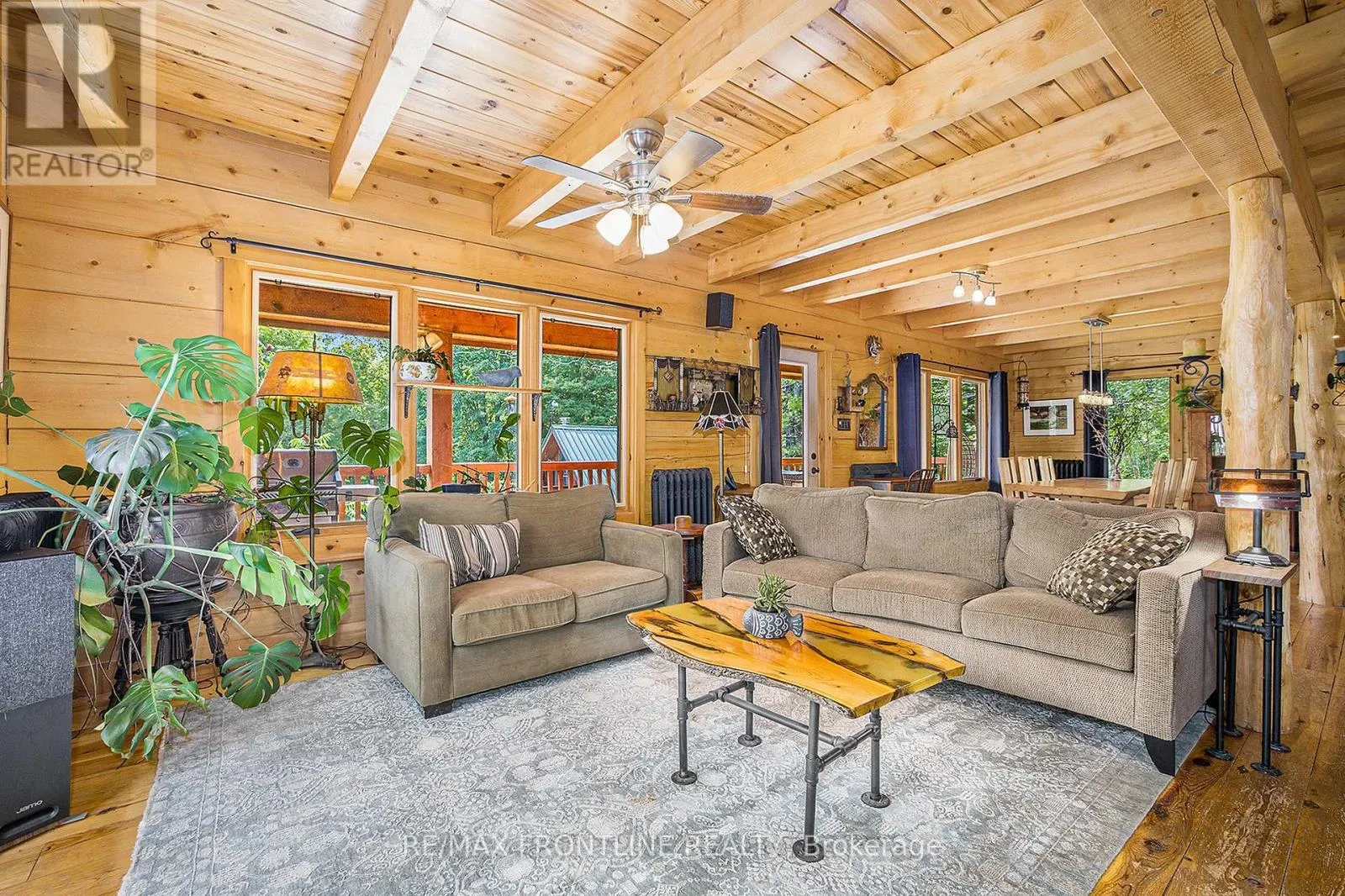 132 DARLING 9 CONCESSION ROAD
