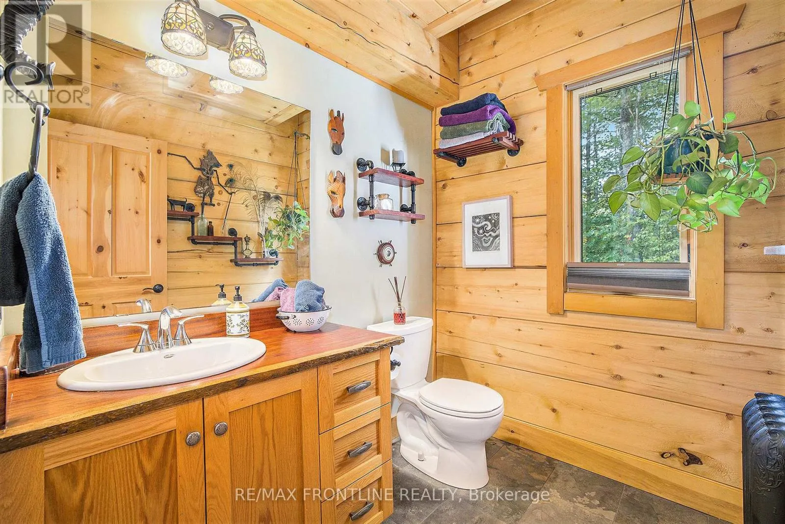 132 DARLING 9 CONCESSION ROAD