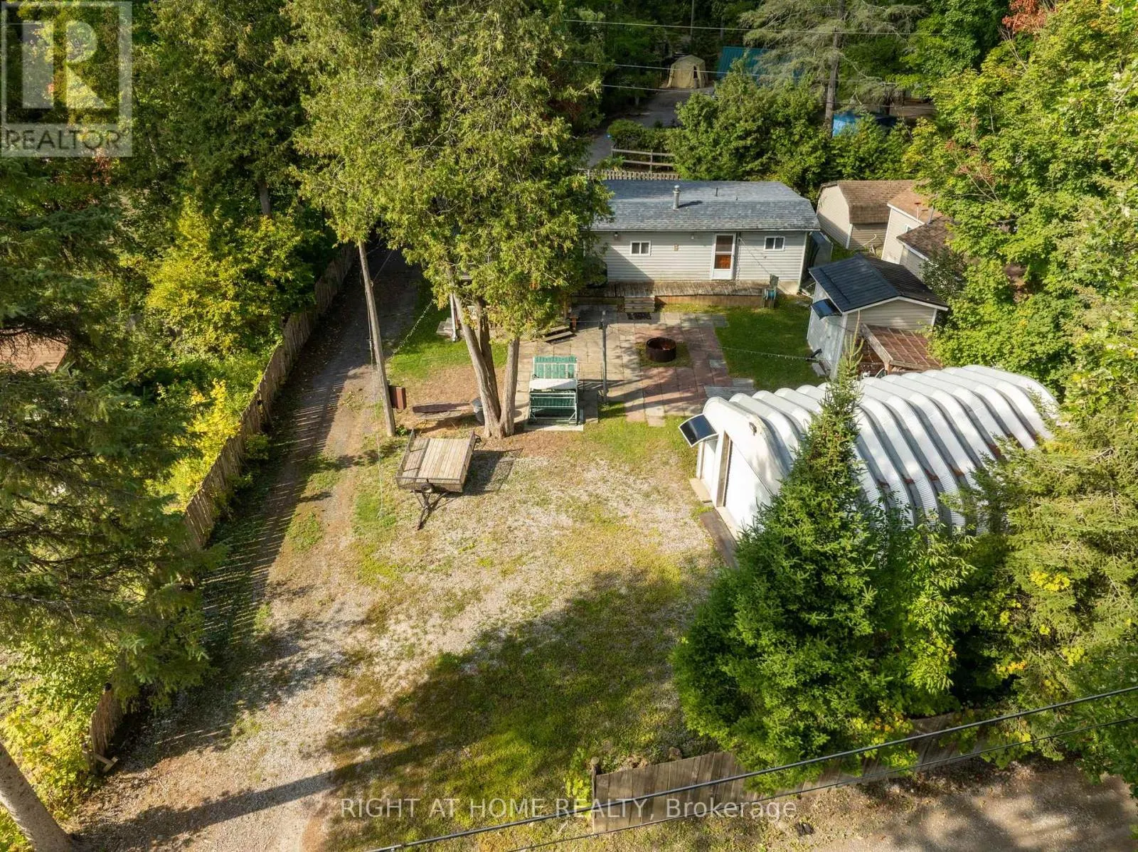 137 TRILLIUM TRAIL S