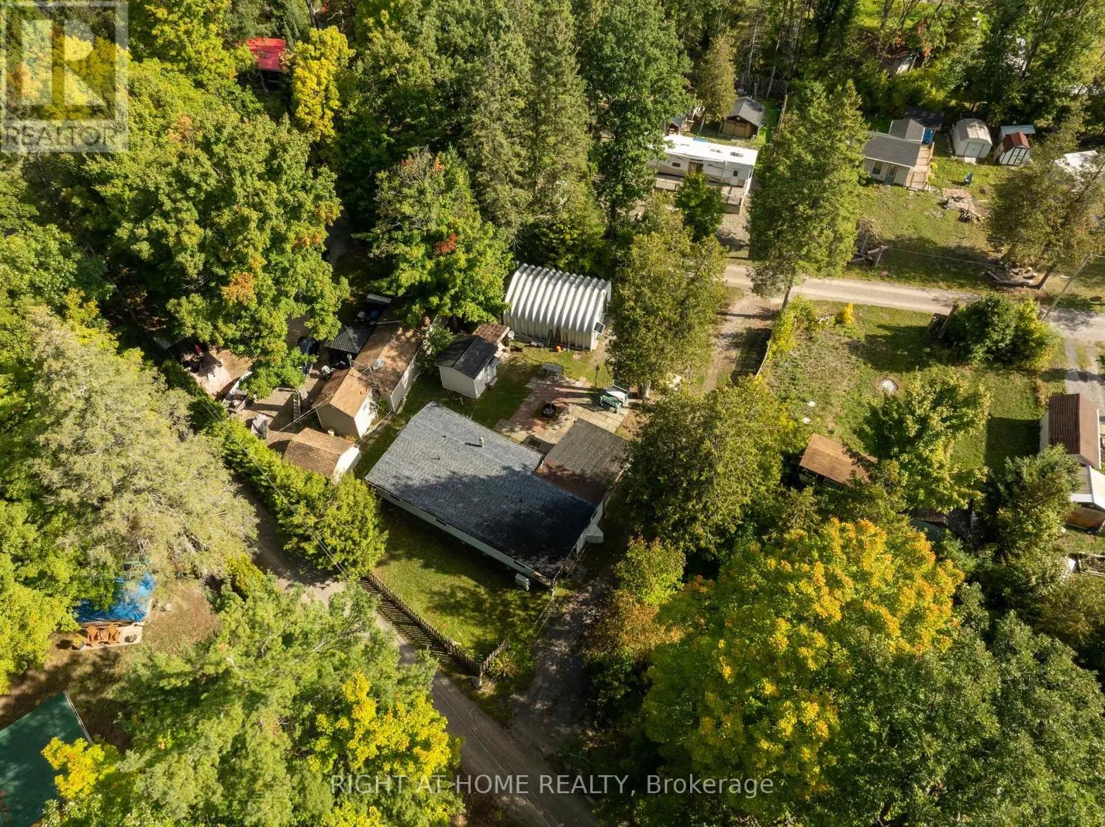 137 TRILLIUM TRAIL S