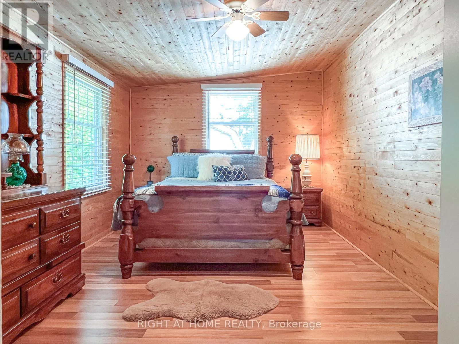 137 TRILLIUM TRAIL S