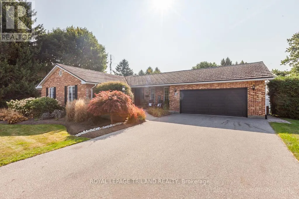 25 MONTEITH AVENUE