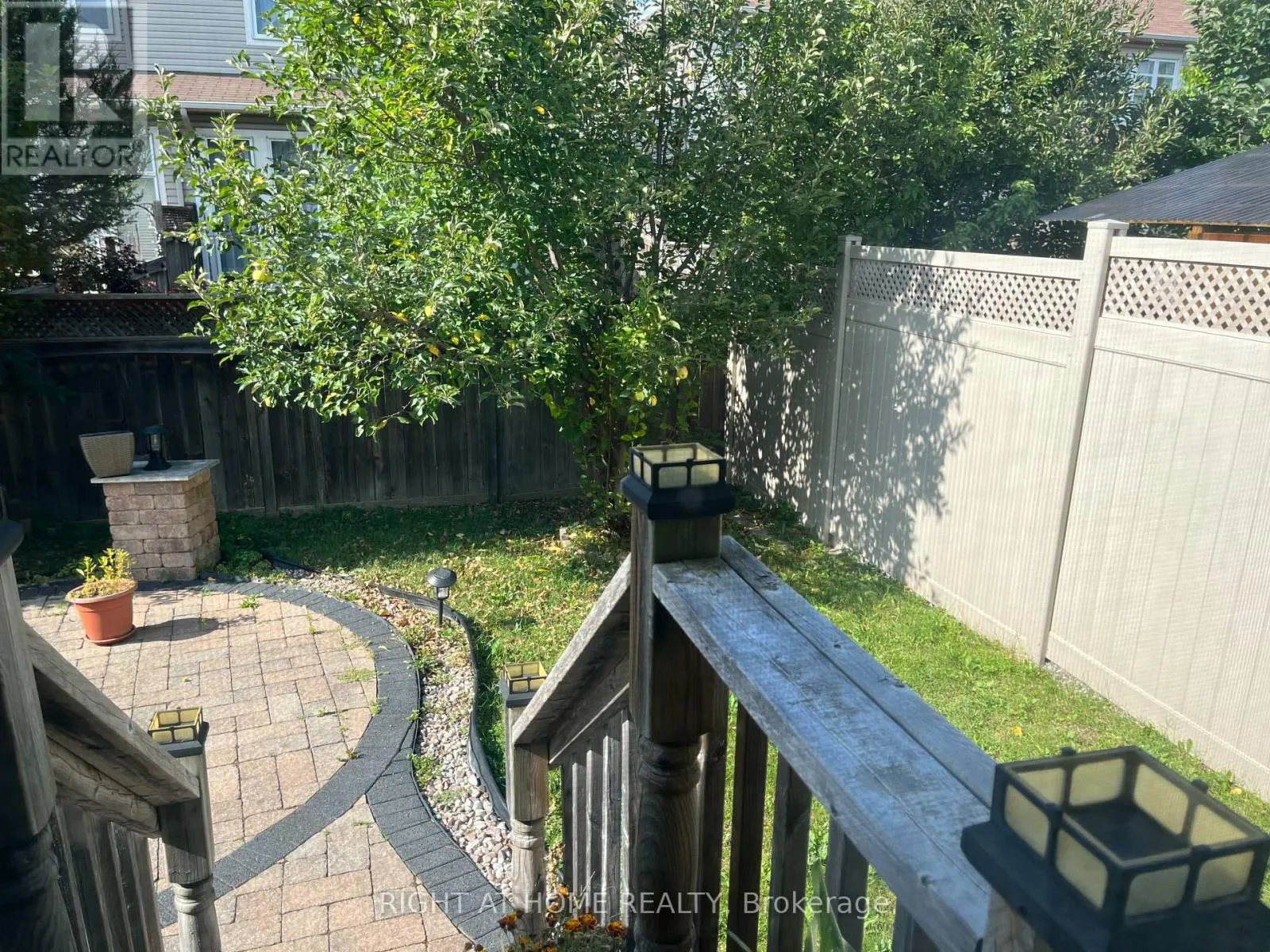 270 DEERCROFT AVENUE