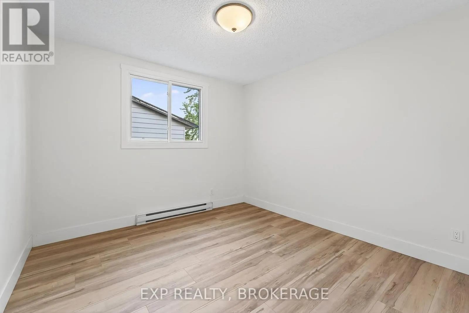 834 CEDARWOOD DRIVE