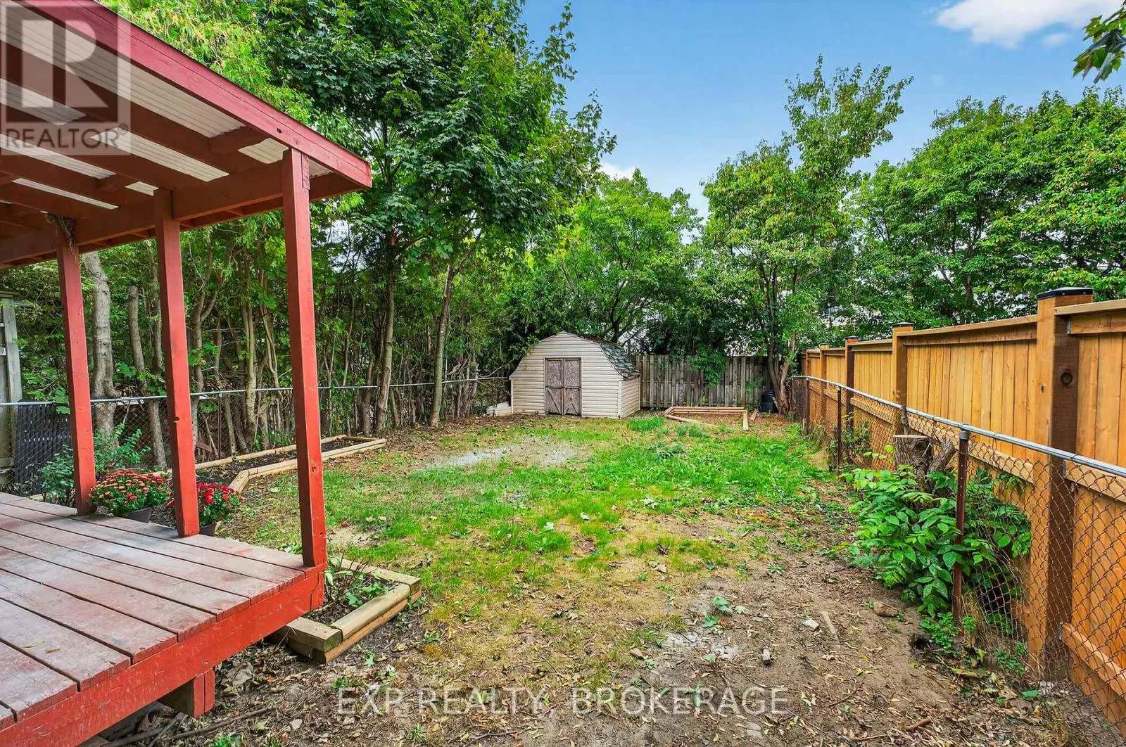 834 CEDARWOOD DRIVE