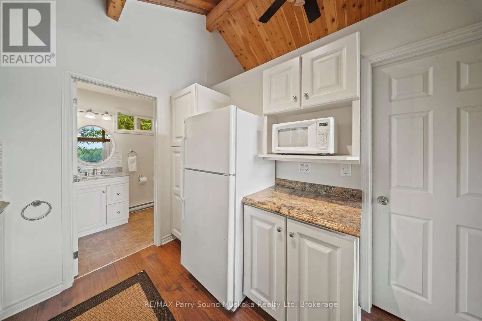 574B LAING ROAD