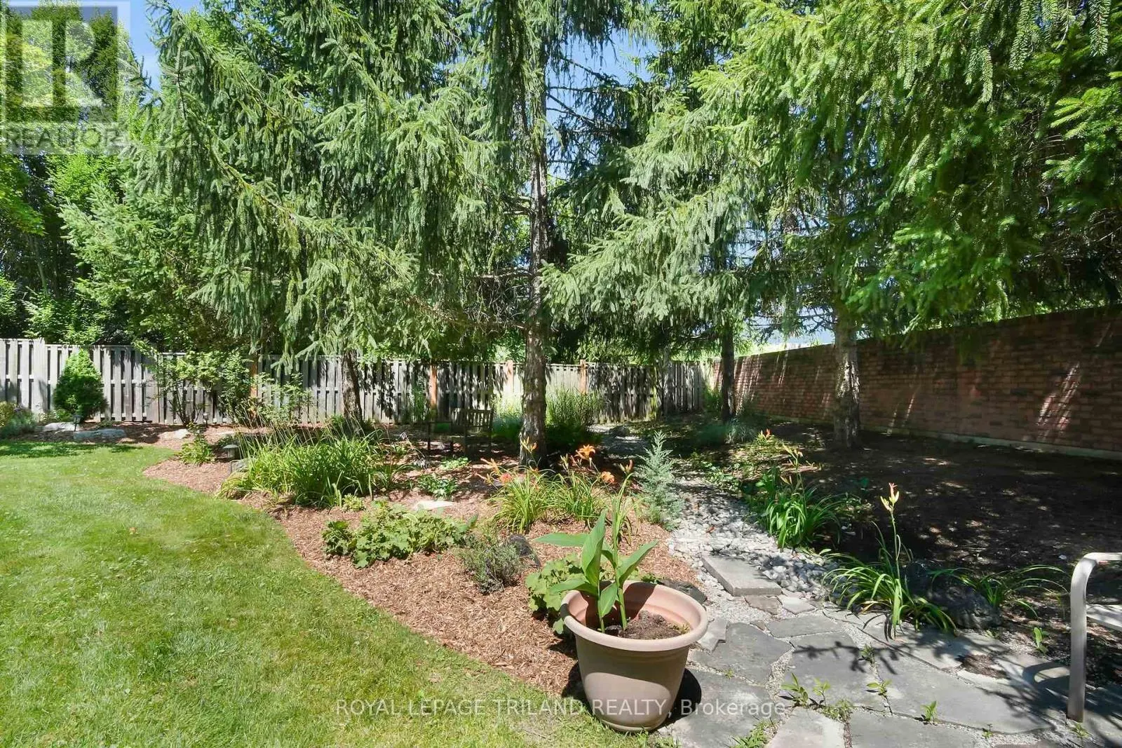 26 BUTTERNUT LANE