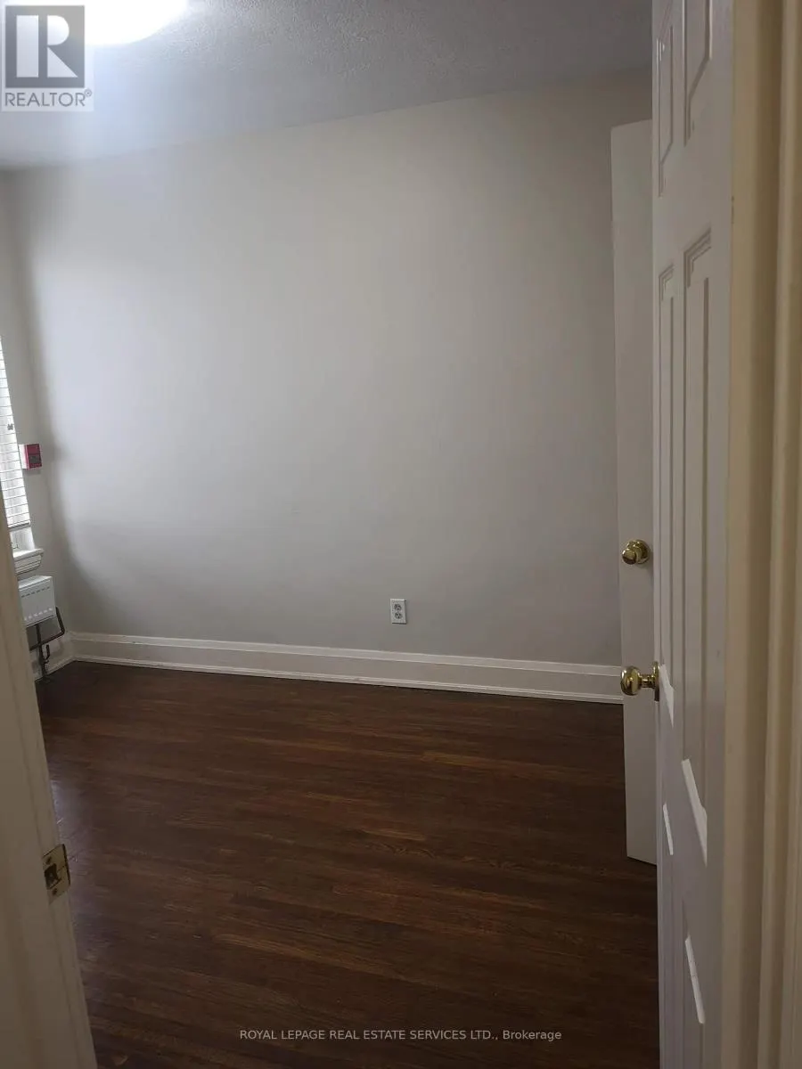 8 - 10 ROCKWOOD PLACE