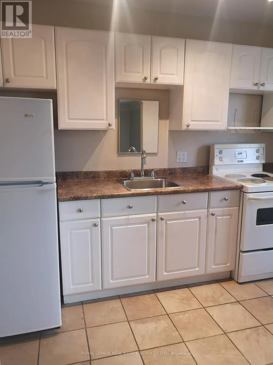 8 - 10 ROCKWOOD PLACE