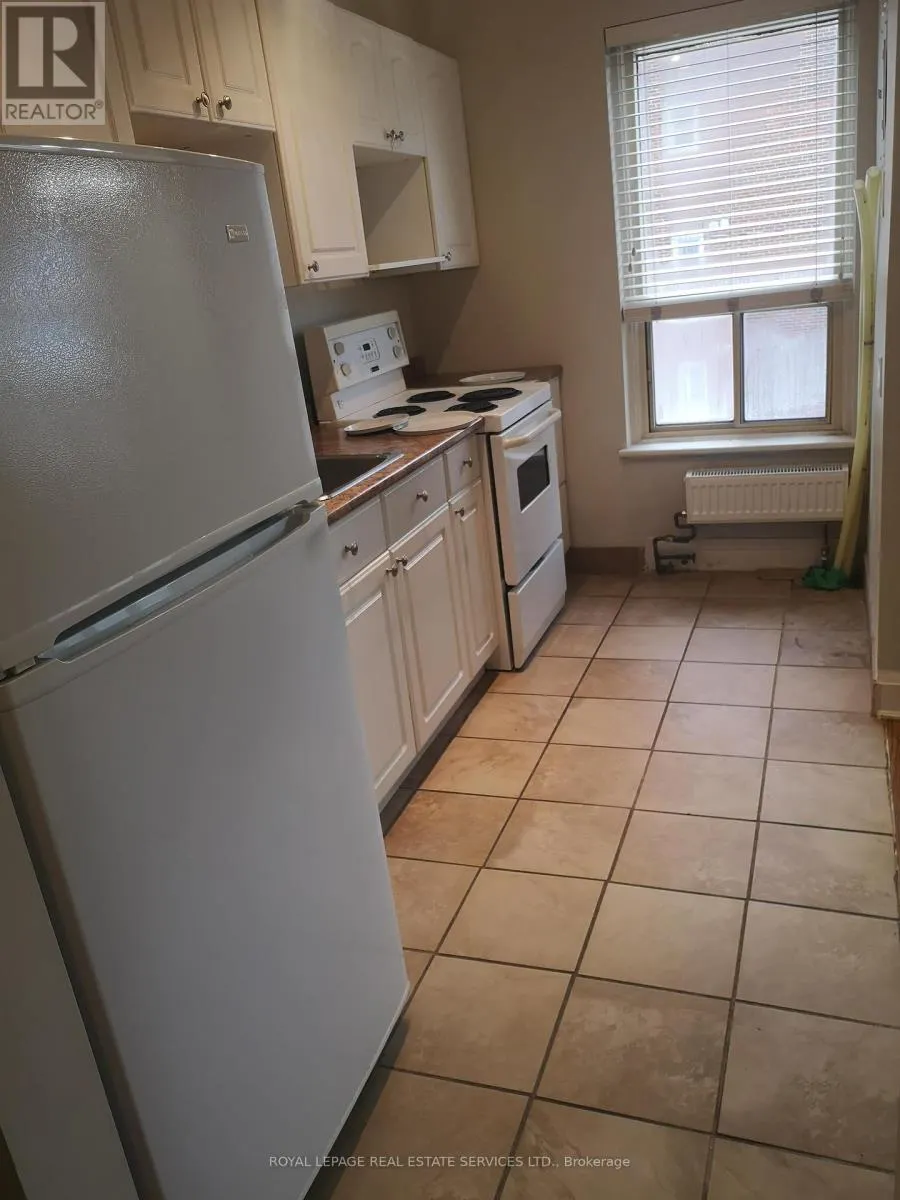 8 - 10 ROCKWOOD PLACE
