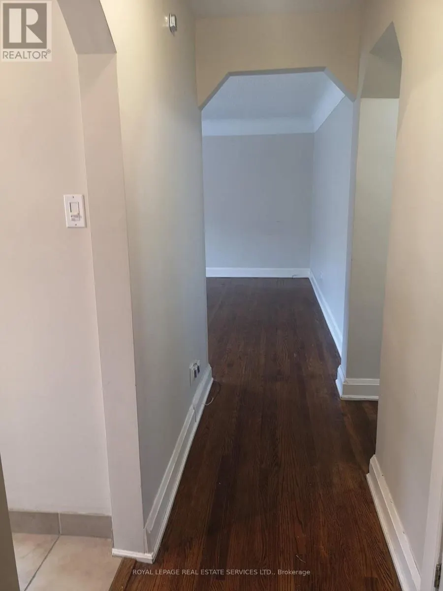 8 - 10 ROCKWOOD PLACE