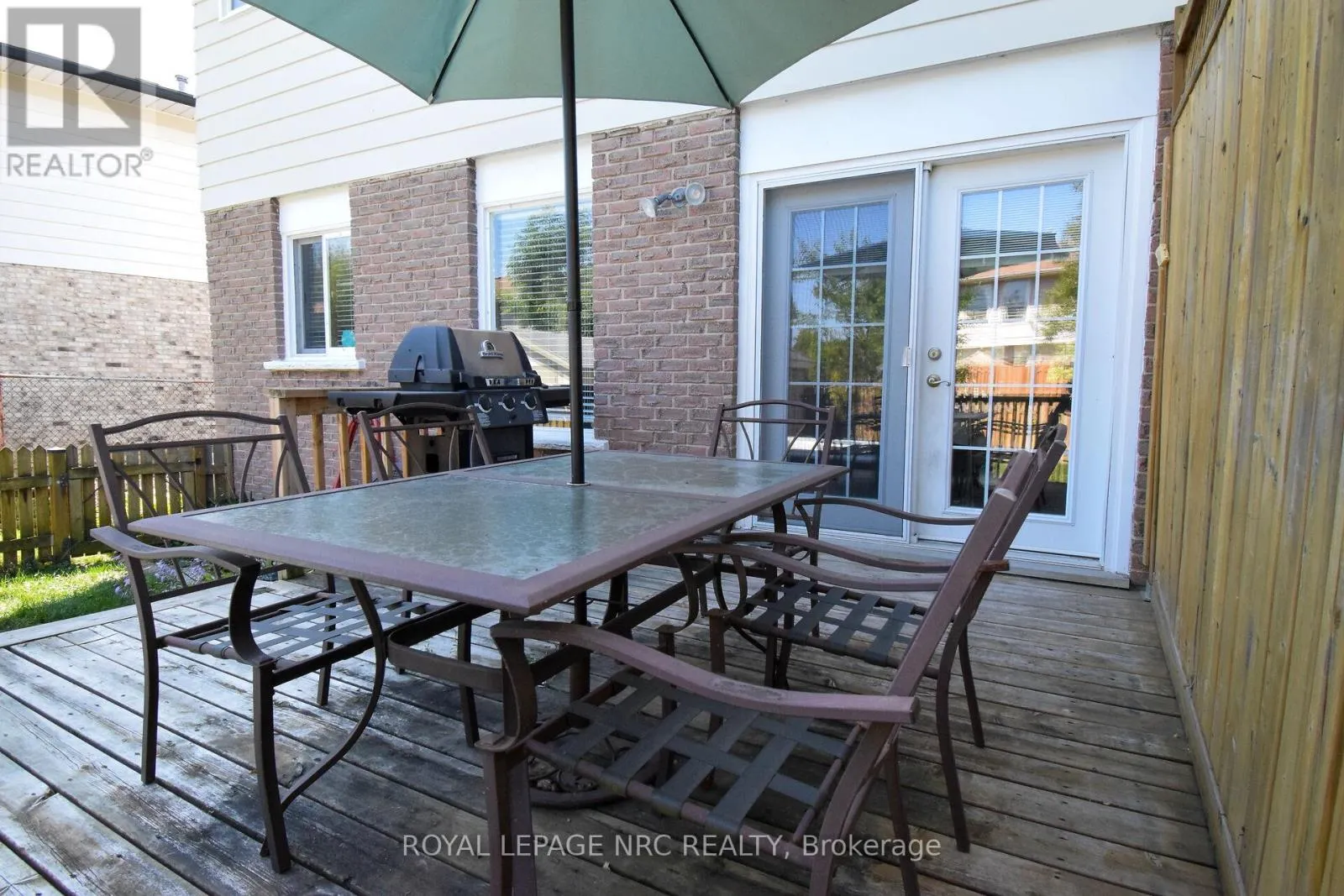 23 GREYSTONE CRESCENT