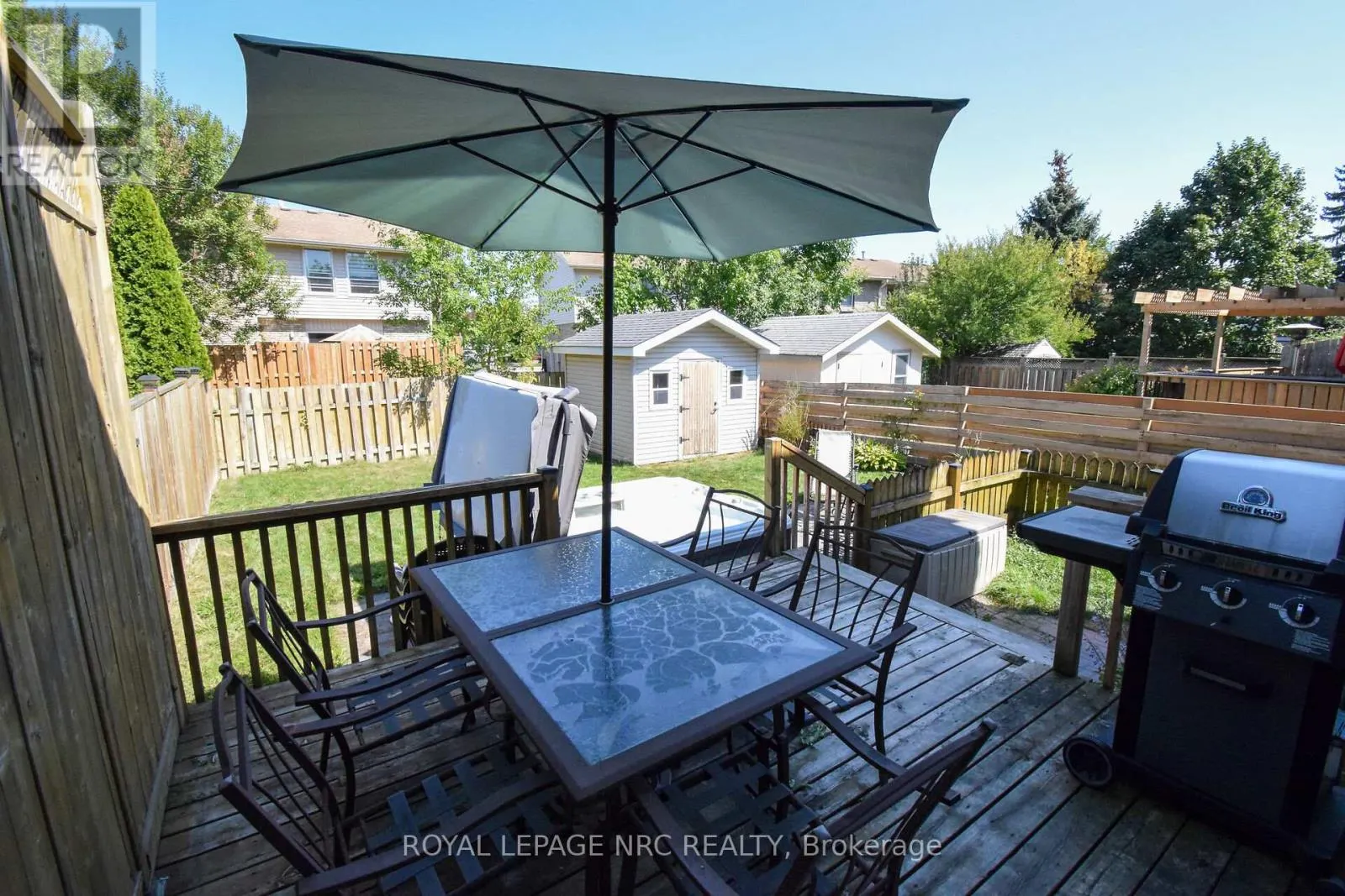 23 GREYSTONE CRESCENT