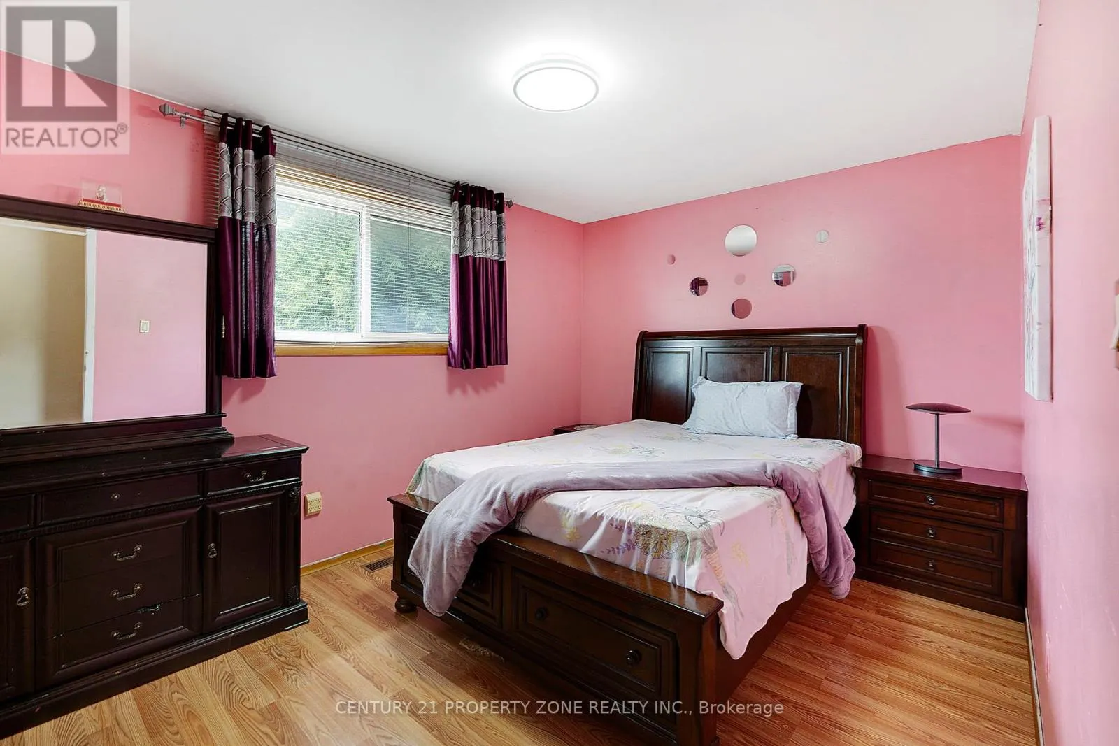 138 BERKINDALE DRIVE