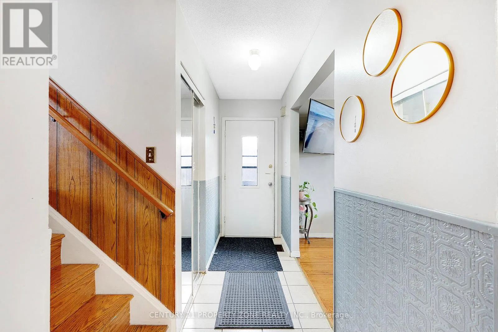 138 BERKINDALE DRIVE