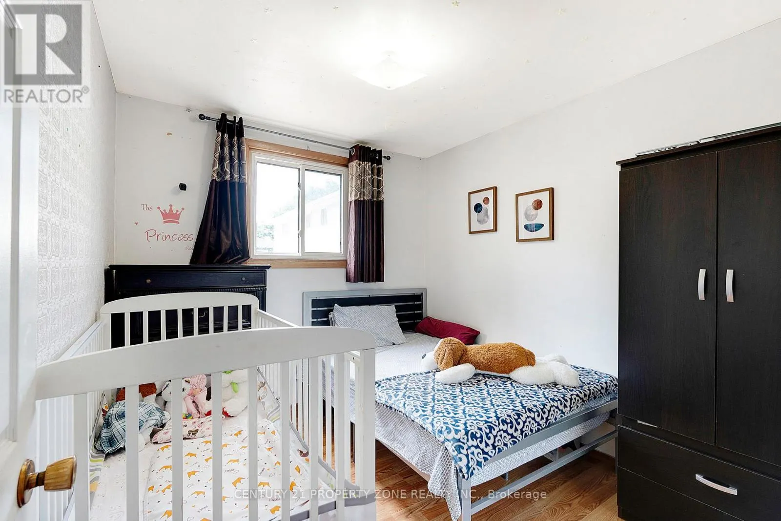 138 BERKINDALE DRIVE