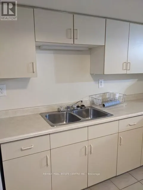 UNIT B - 55 YOUNGMAN DRIVE