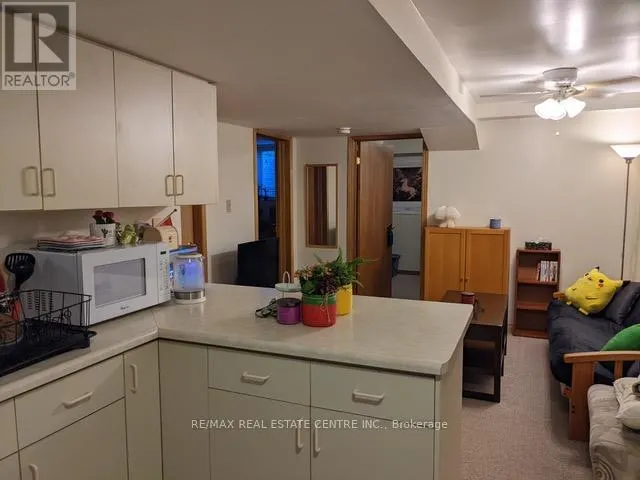 UNIT B - 55 YOUNGMAN DRIVE
