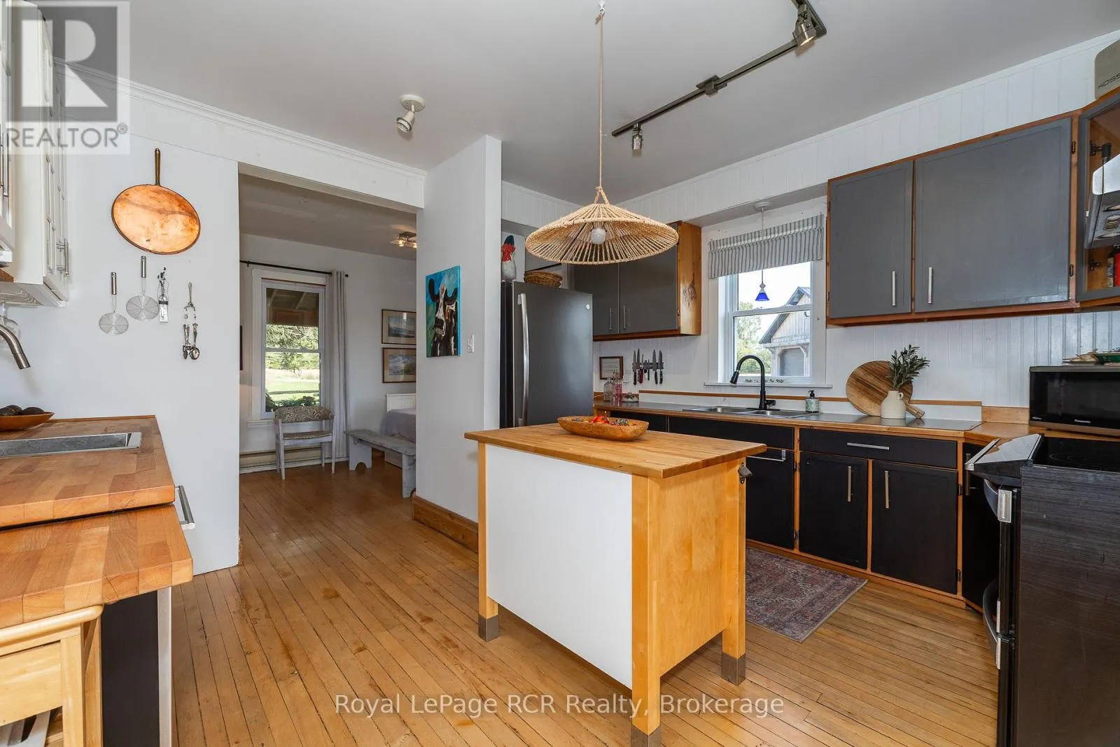 264384 SOUTHGATE RD 26