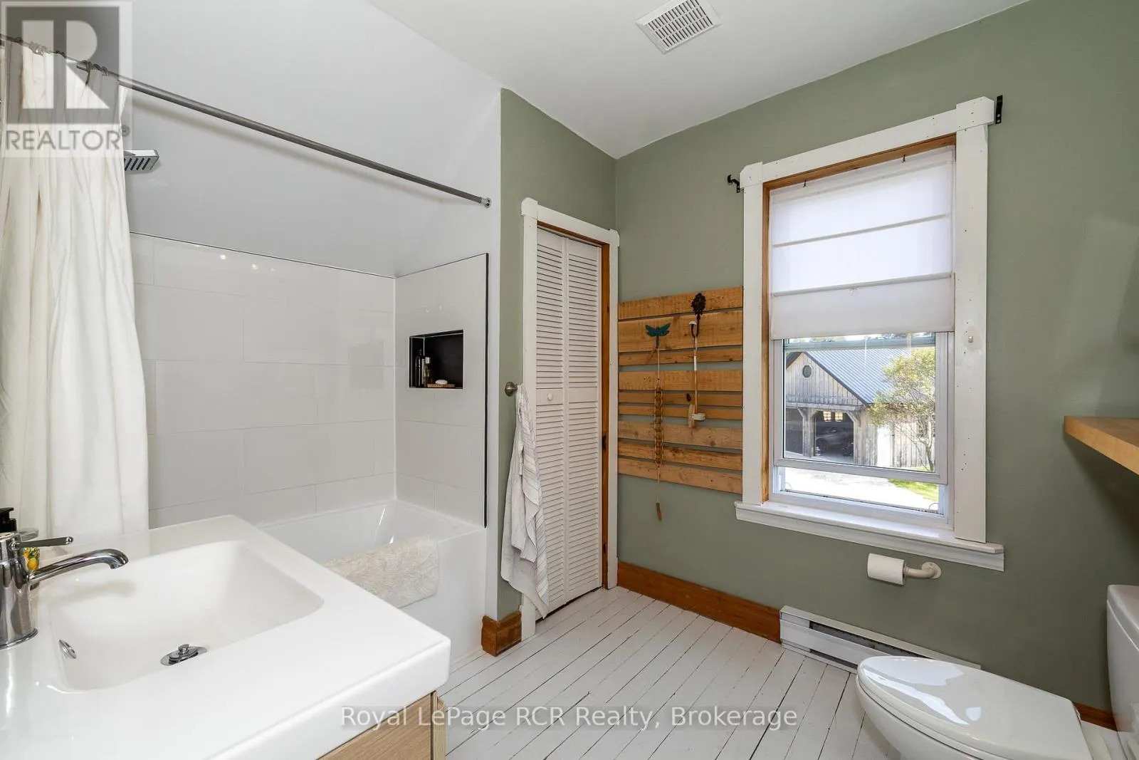 264384 SOUTHGATE RD 26