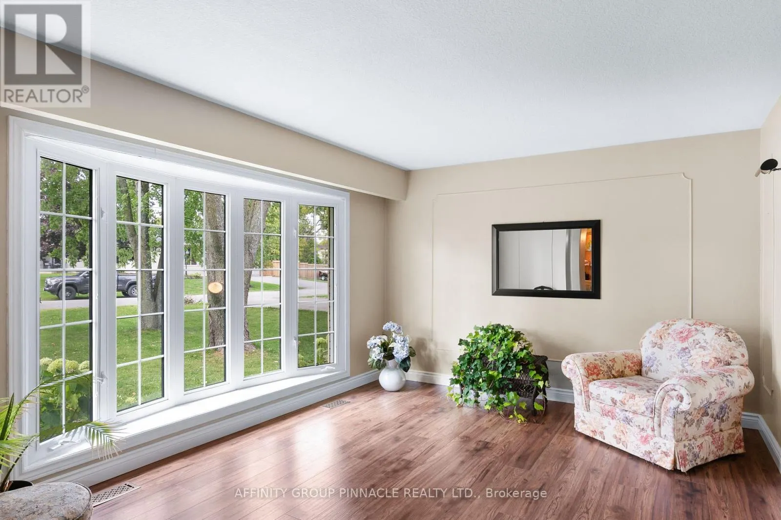 17 RICHARD AVENUE