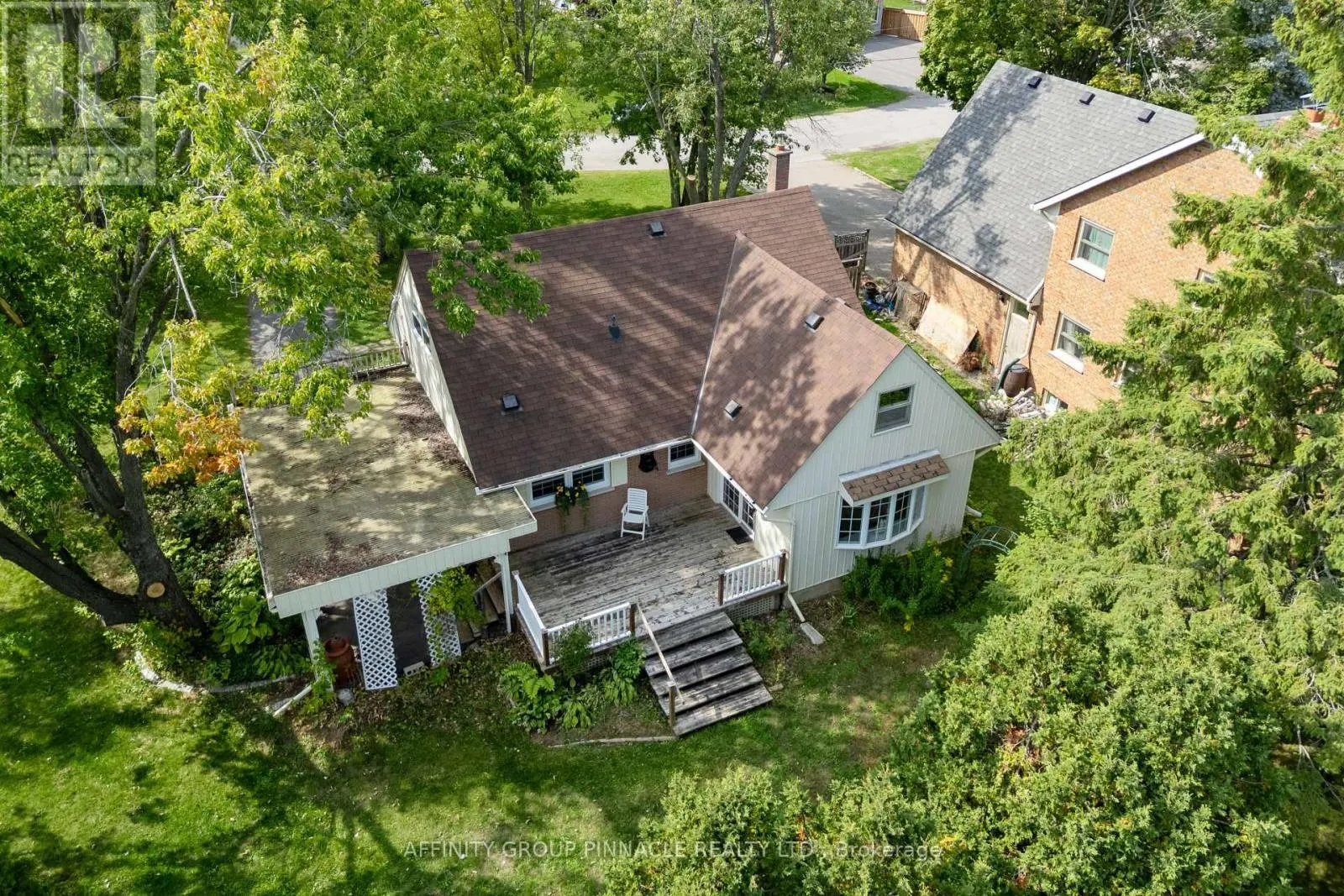 17 RICHARD AVENUE