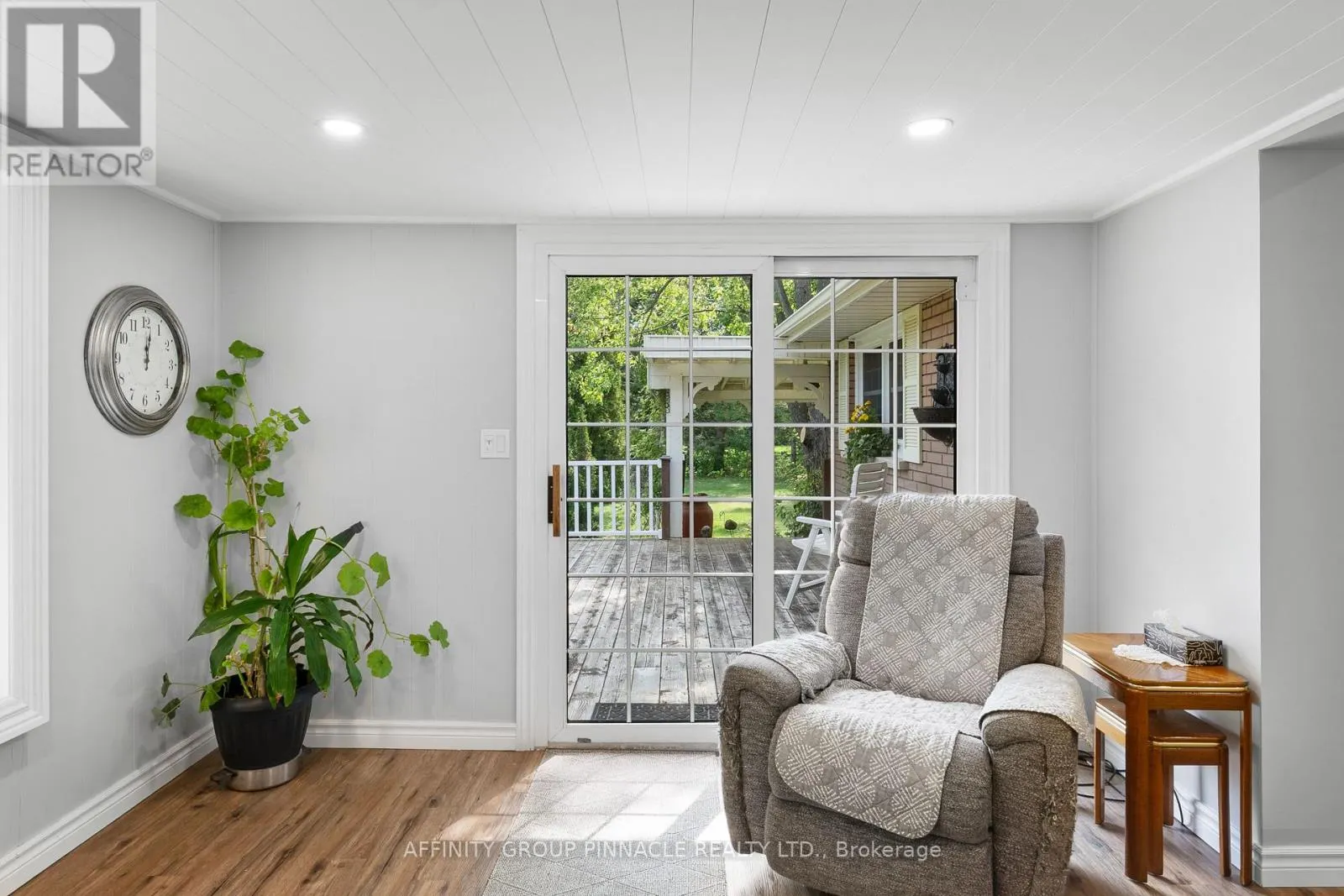 17 RICHARD AVENUE