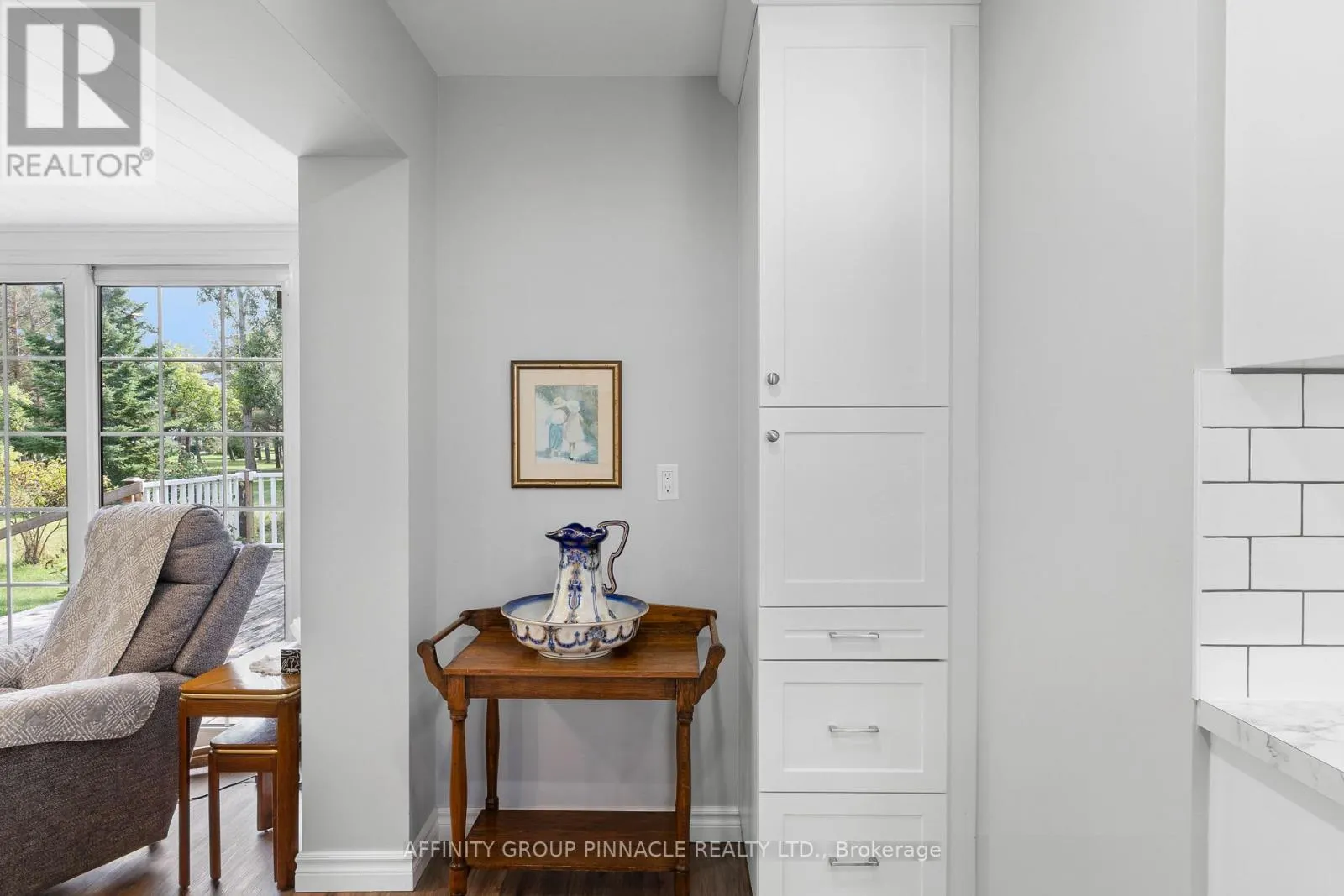 17 RICHARD AVENUE