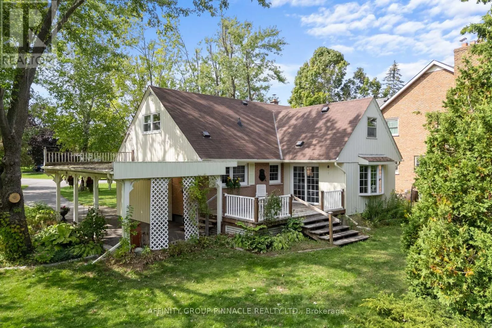17 RICHARD AVENUE