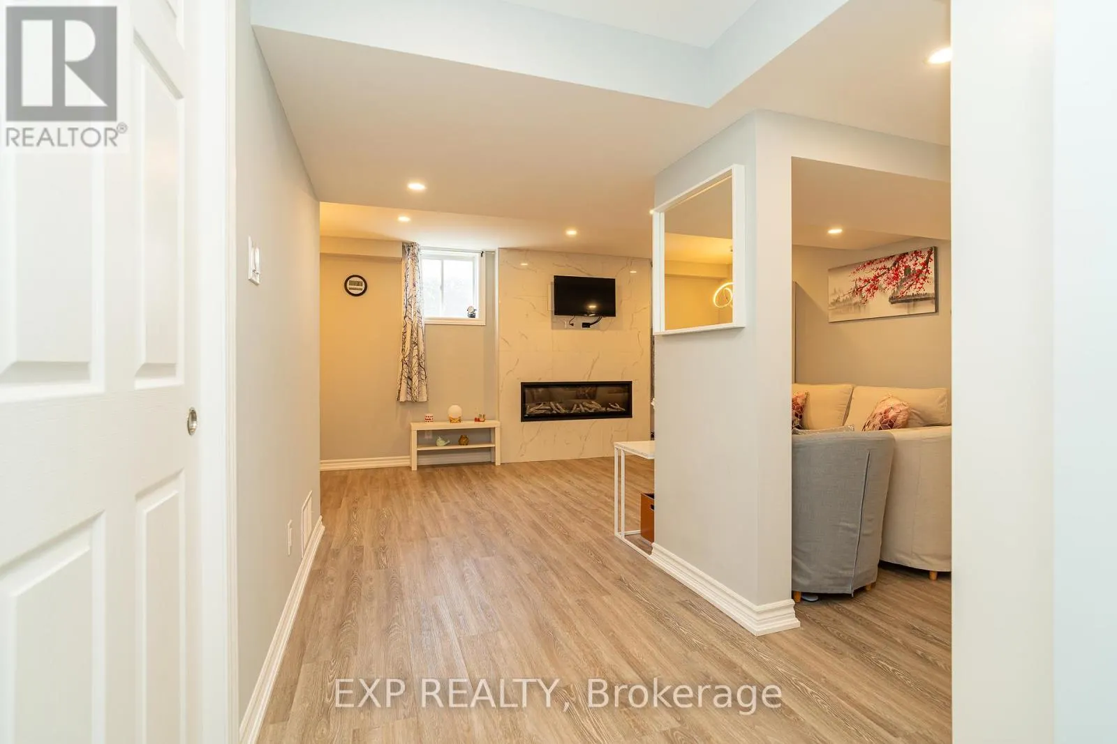 25 SOLARIS DRIVE