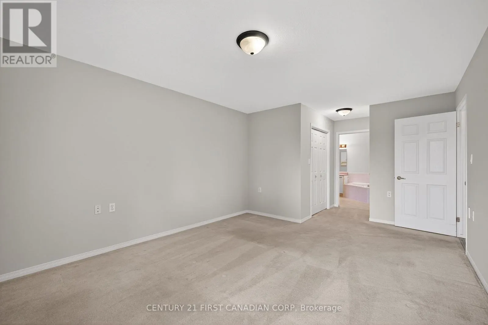 22 ILDERBROOK CIRCLE