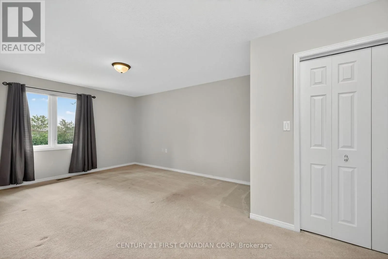 22 ILDERBROOK CIRCLE