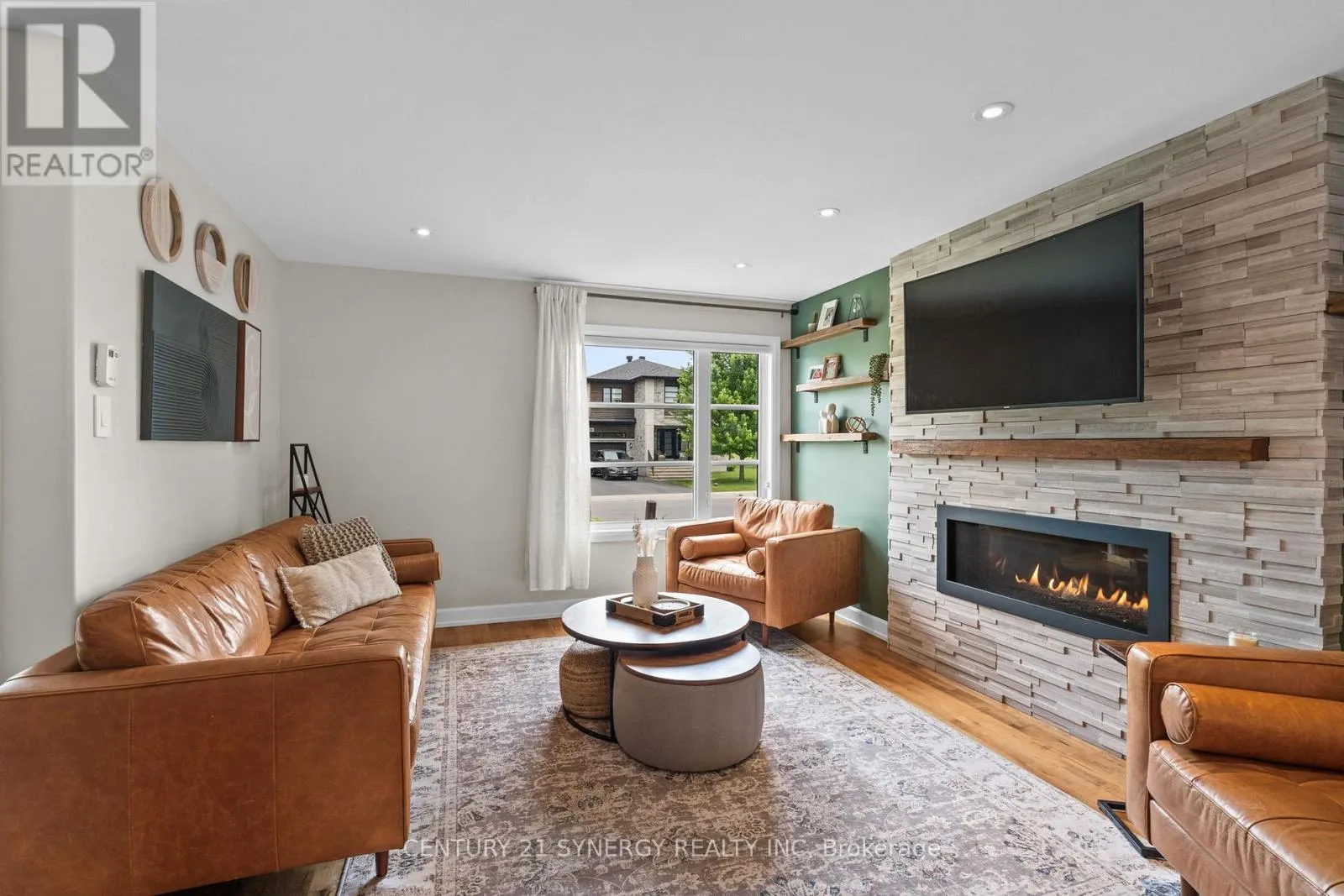 406 PROVENCE AVENUE