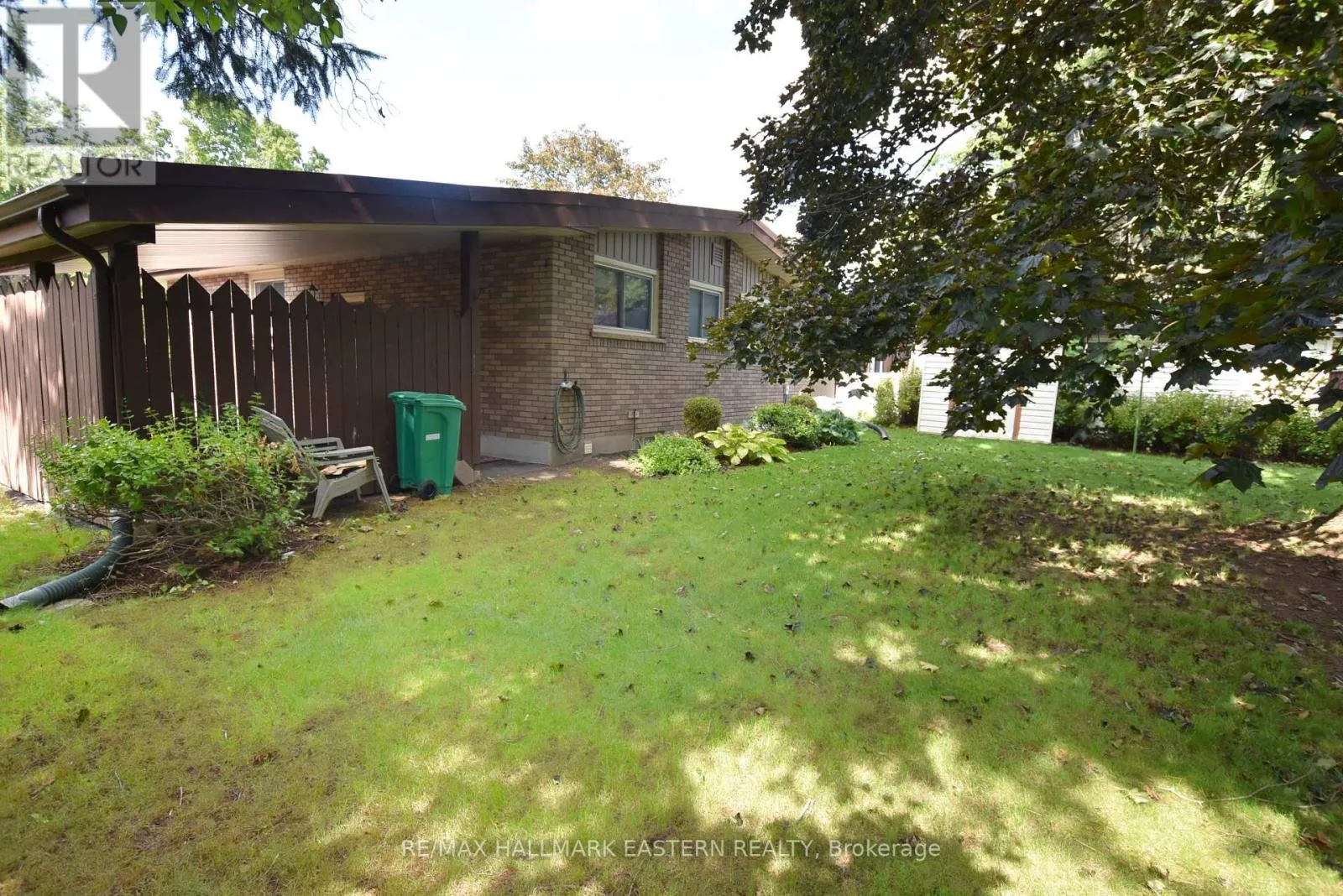1250 FRANKLIN DRIVE