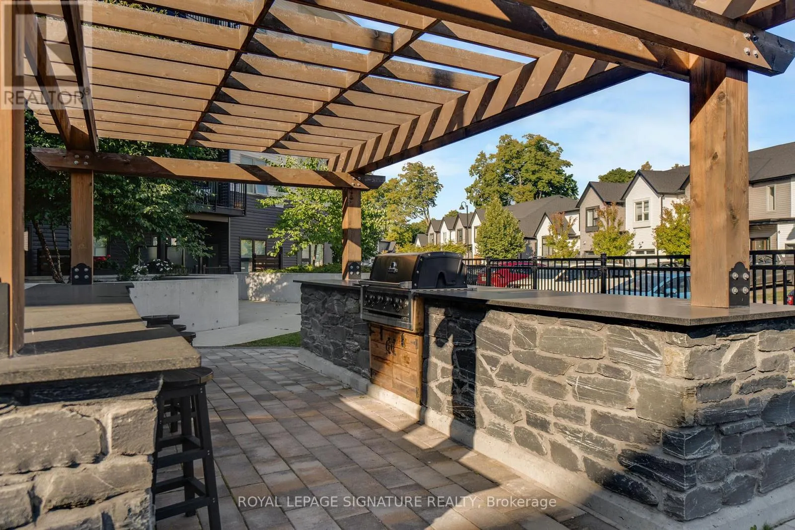 211 - 110 FERGUS AVENUE