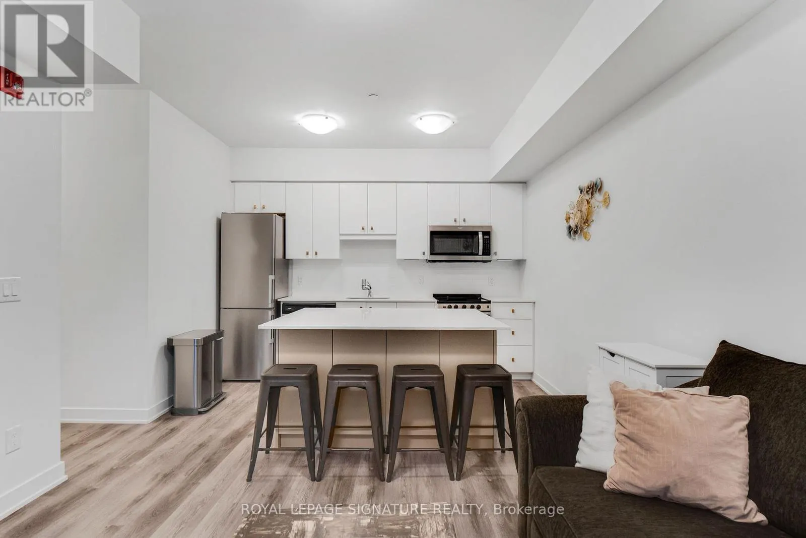 211 - 110 FERGUS AVENUE