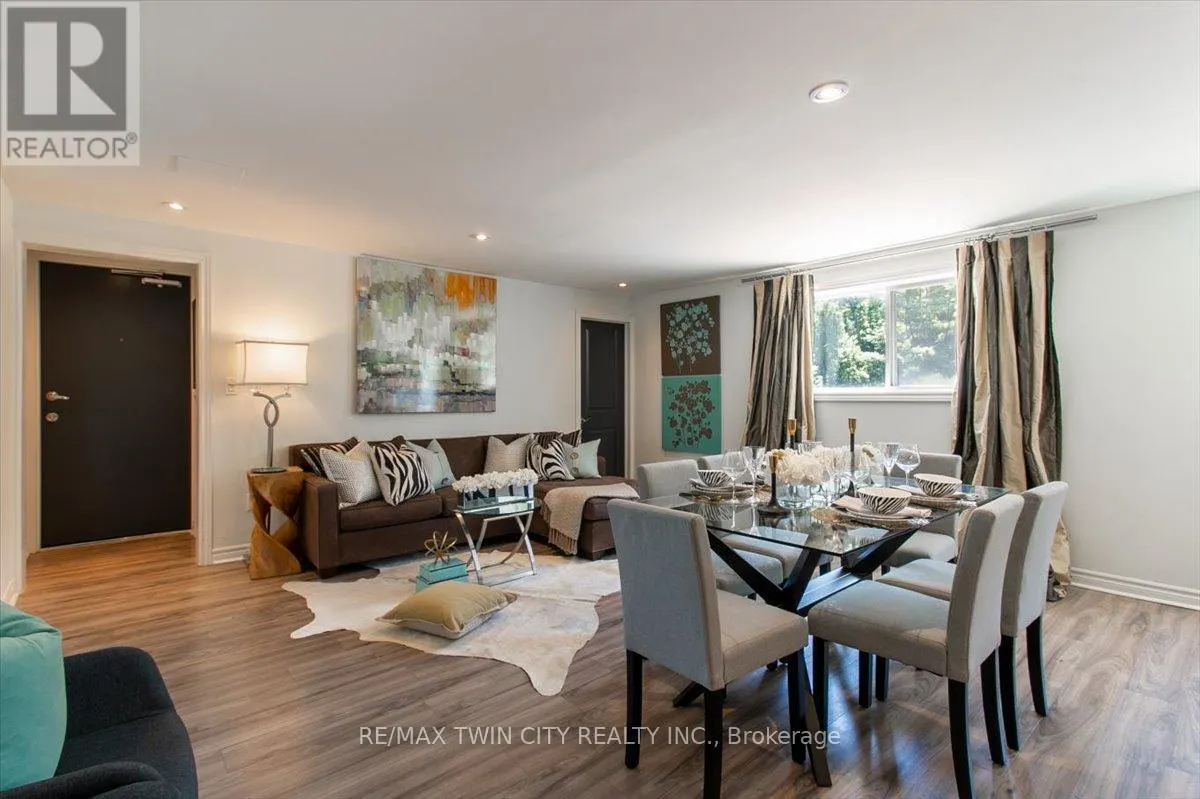 PENTHOUSE - 200 CHARLTON AVENUE E