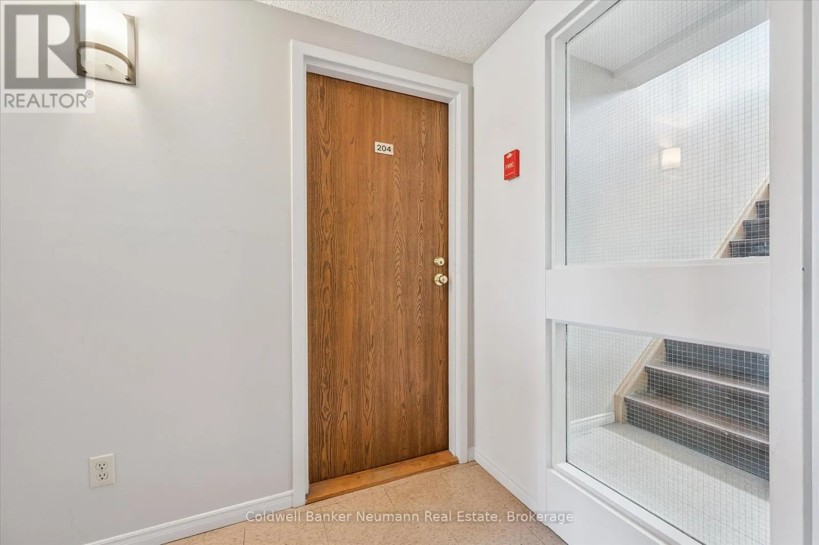 204 - 266 OVERLEA DRIVE, #204