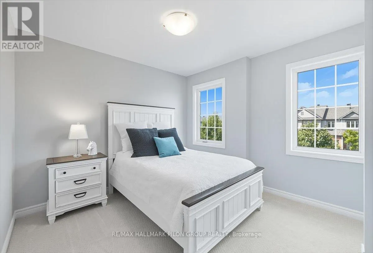 690 DECOEUR DRIVE