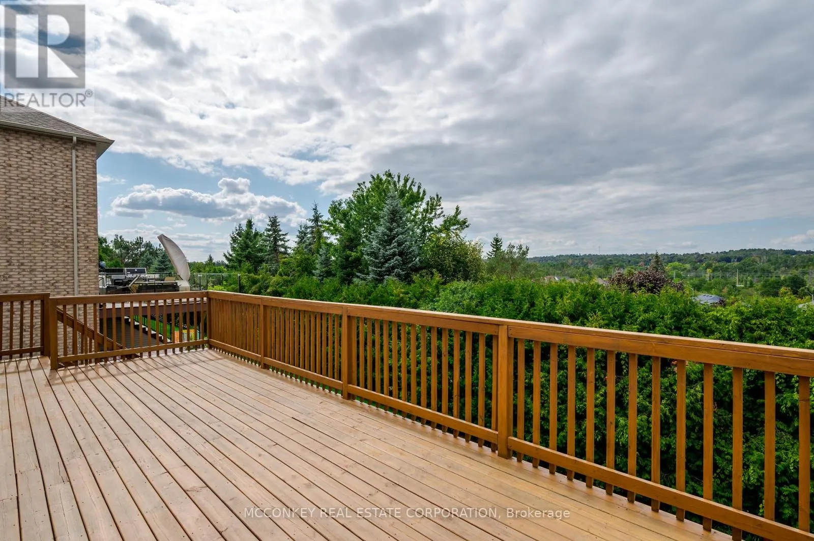 1563 SCOLLARD CRESCENT