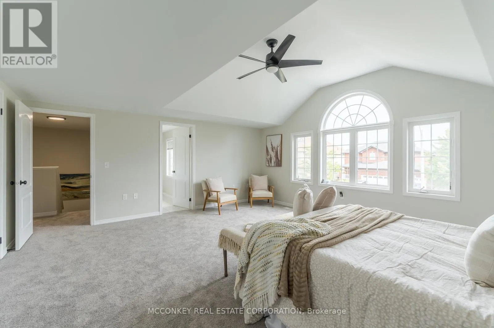 1563 SCOLLARD CRESCENT