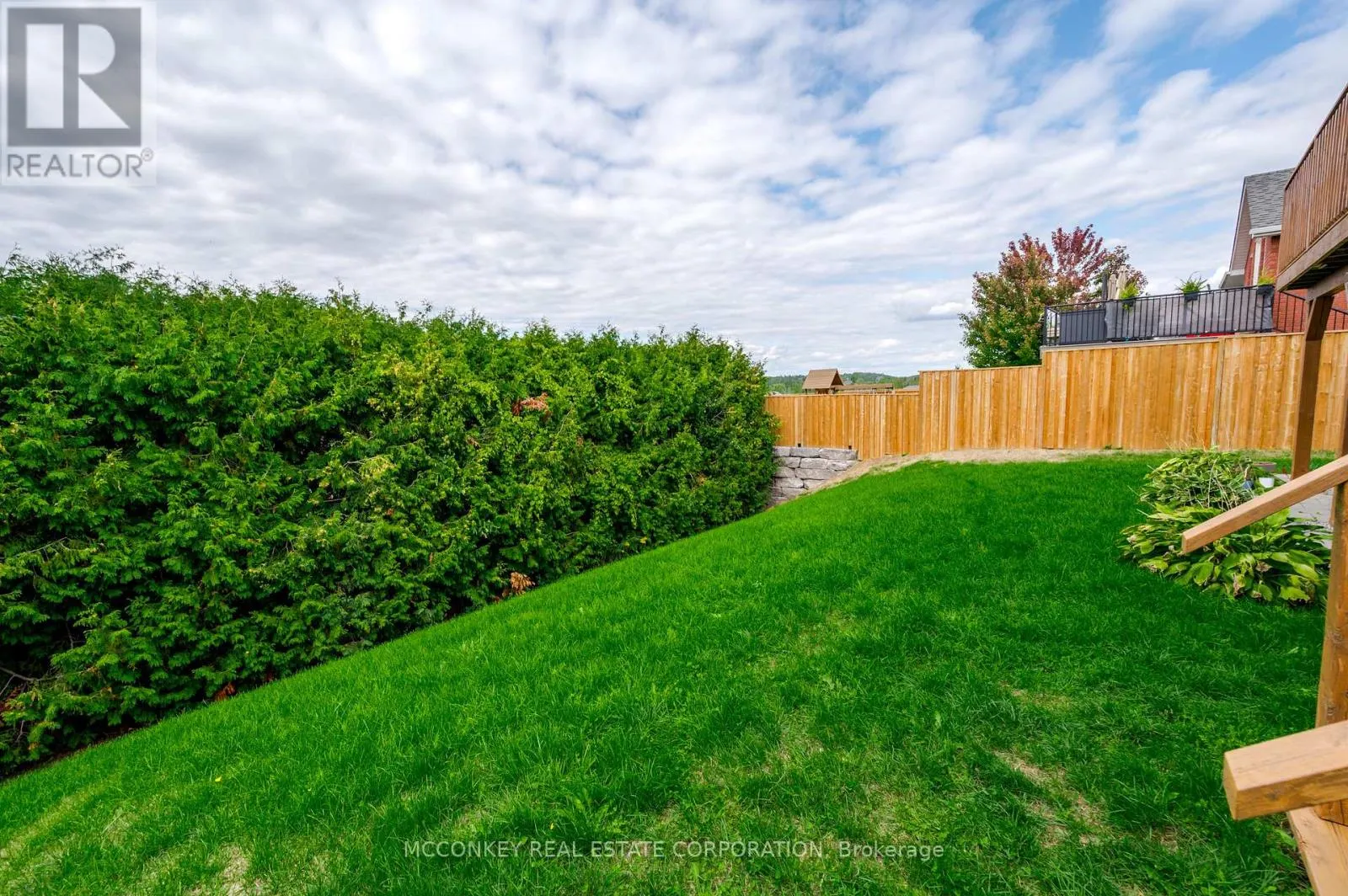 1563 SCOLLARD CRESCENT