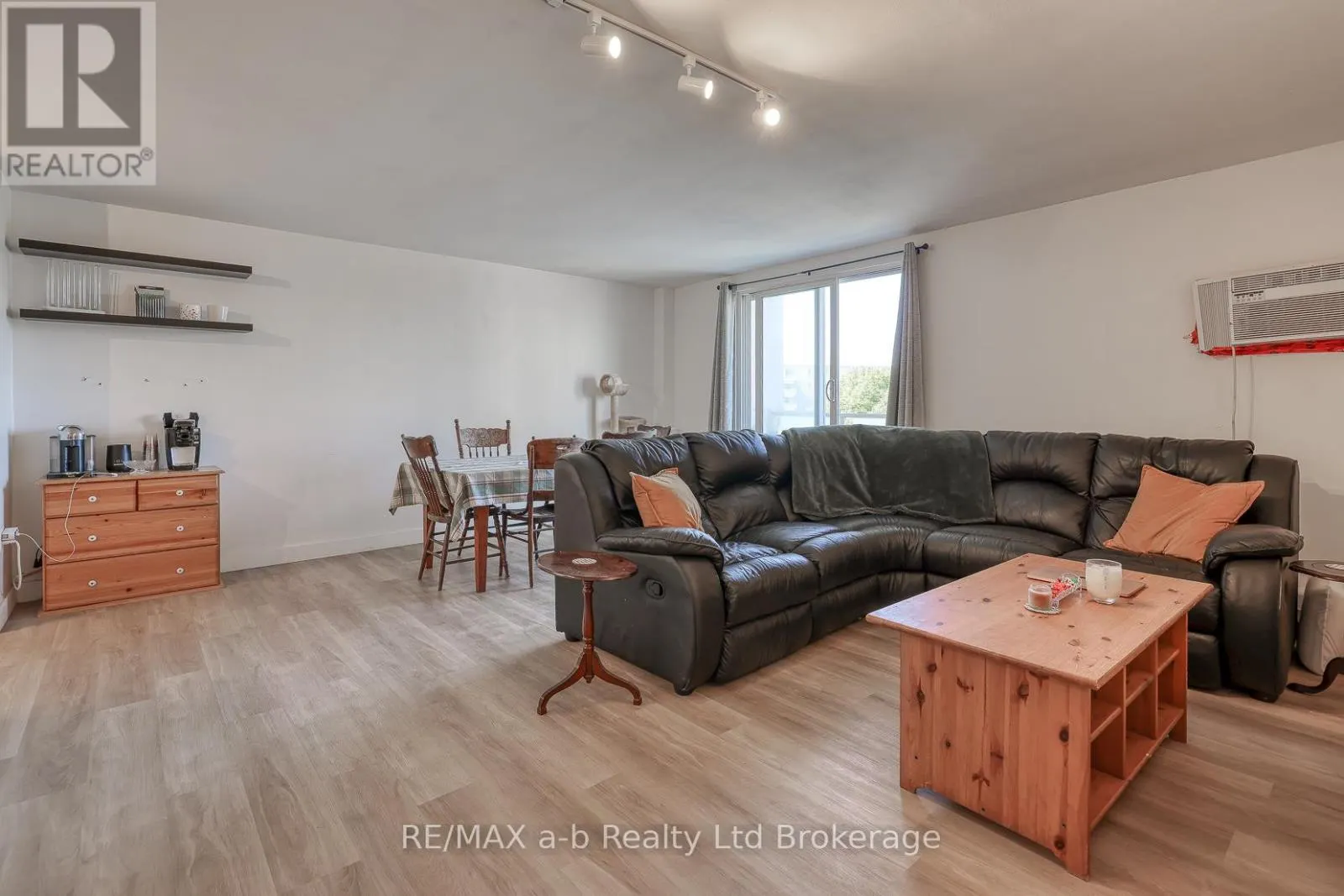 510 - 563 MORNINGTON AVENUE, #510