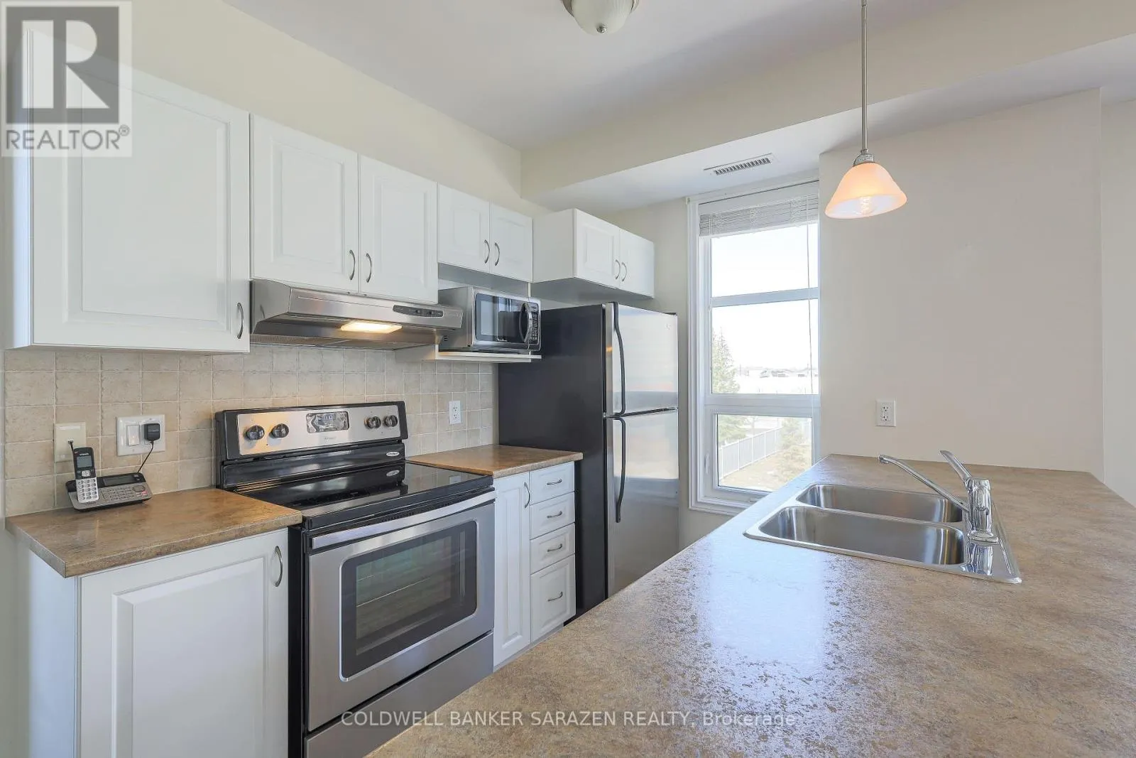 304 - 659 SUE HOLLOWAY DRIVE