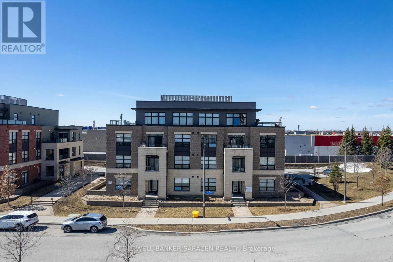 304 - 659 SUE HOLLOWAY DRIVE