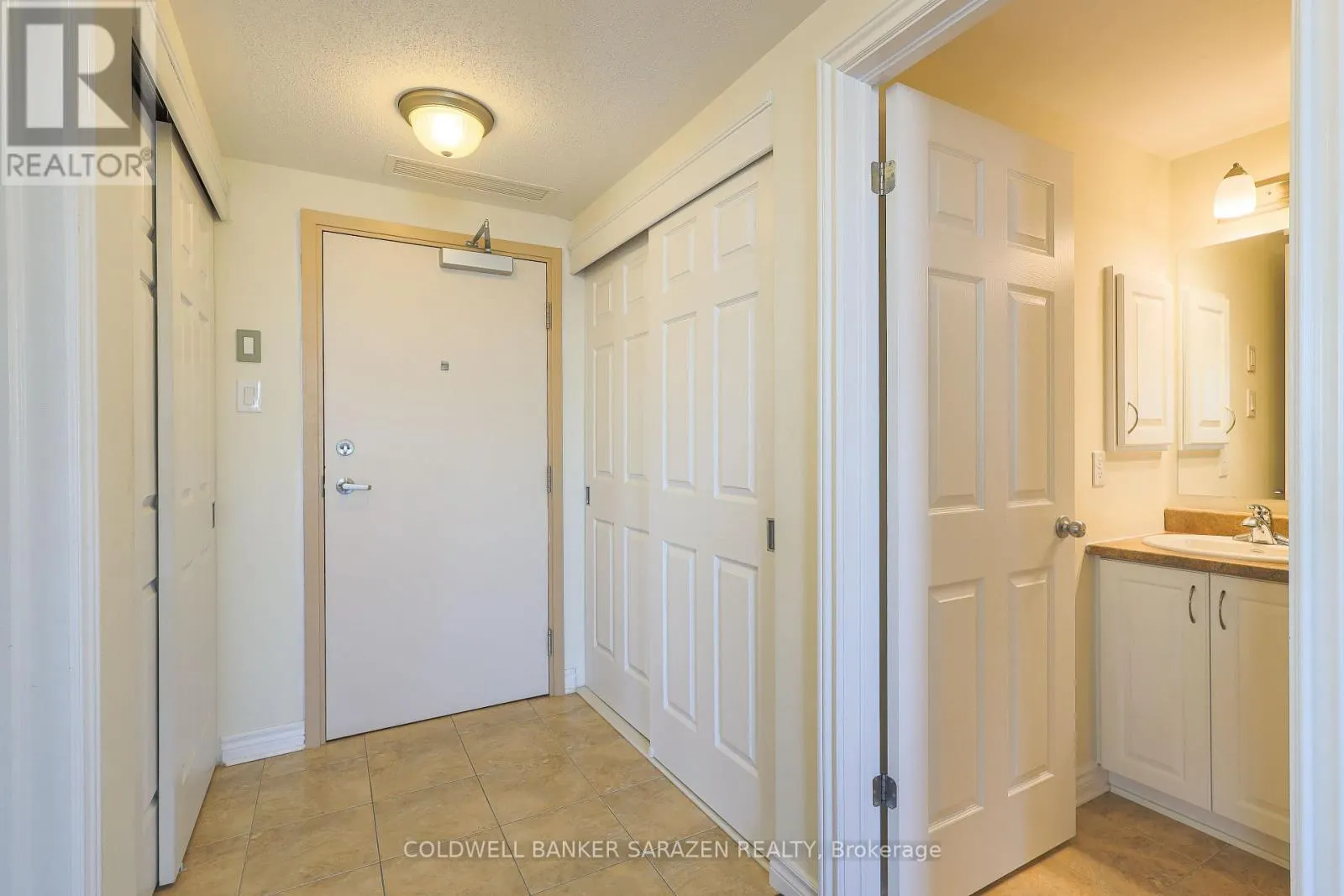 304 - 659 SUE HOLLOWAY DRIVE